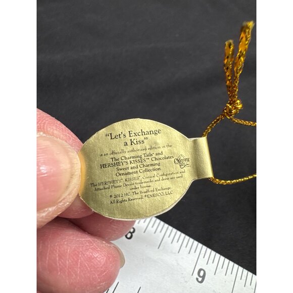 Charming Tails "Lets Exchange A Kiss" Hersheys Kisses Ornament Braford Exchange - Picture 6 of 7